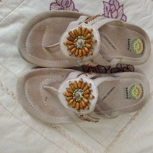Earth Spirit brand women's sandals, size 7.5, color cream